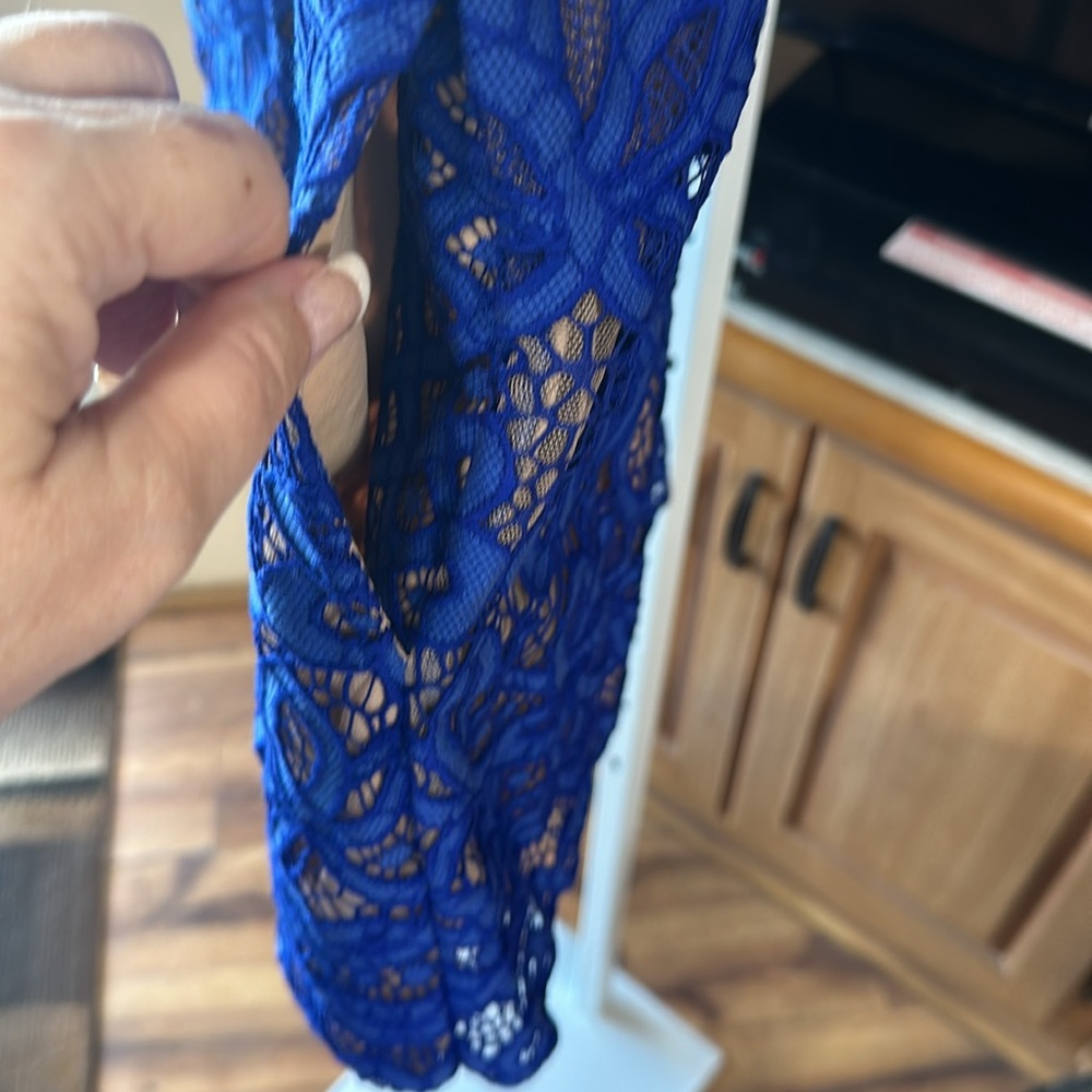 BCBGMAXAZRIA Blue Lace Dress - Picture 6 of 6